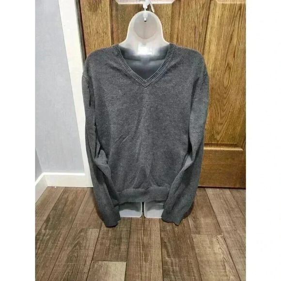 Jos. A. Bank Men's Traveler V-Neck Sweater Size XL Gray 100% Merino Wool - Picture 1 of 6